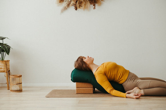 Wiano - QUIET yogabolster, 23 x 65 cm